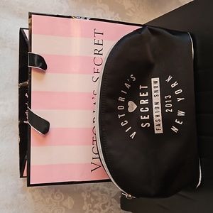 Victoria's Secret Cosmetic & Sopping Bag 2013 Fashion Show NY.